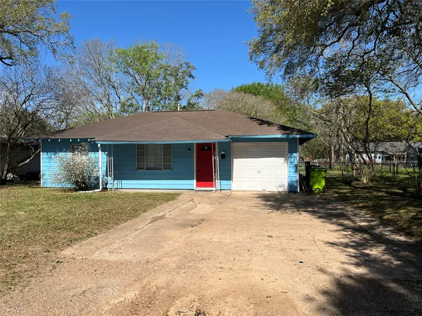 $179,900 | 1606 Klauke Street, Rosenberg, TX 77471