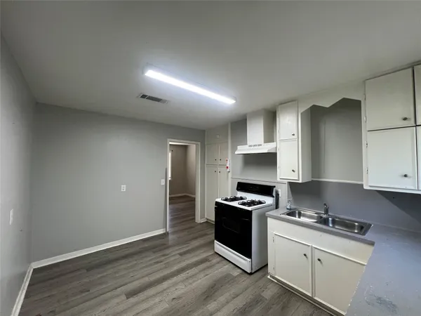 $179,900 | 1606 Klauke Street, Rosenberg, TX 77471