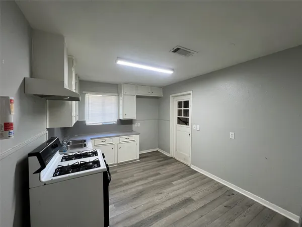 $179,900 | 1606 Klauke Street, Rosenberg, TX 77471