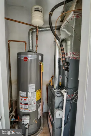 $665,600 | 2020 South Pollard Street, Arlington, VA 22204