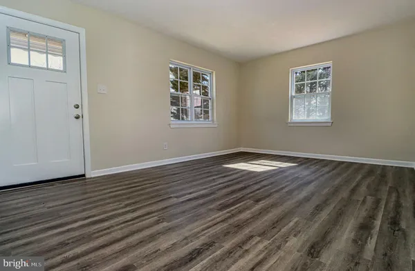 $665,600 | 2020 South Pollard Street, Arlington, VA 22204