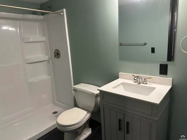 $259,900 | 2014 Maple Lane, Lawrence, KS 66046