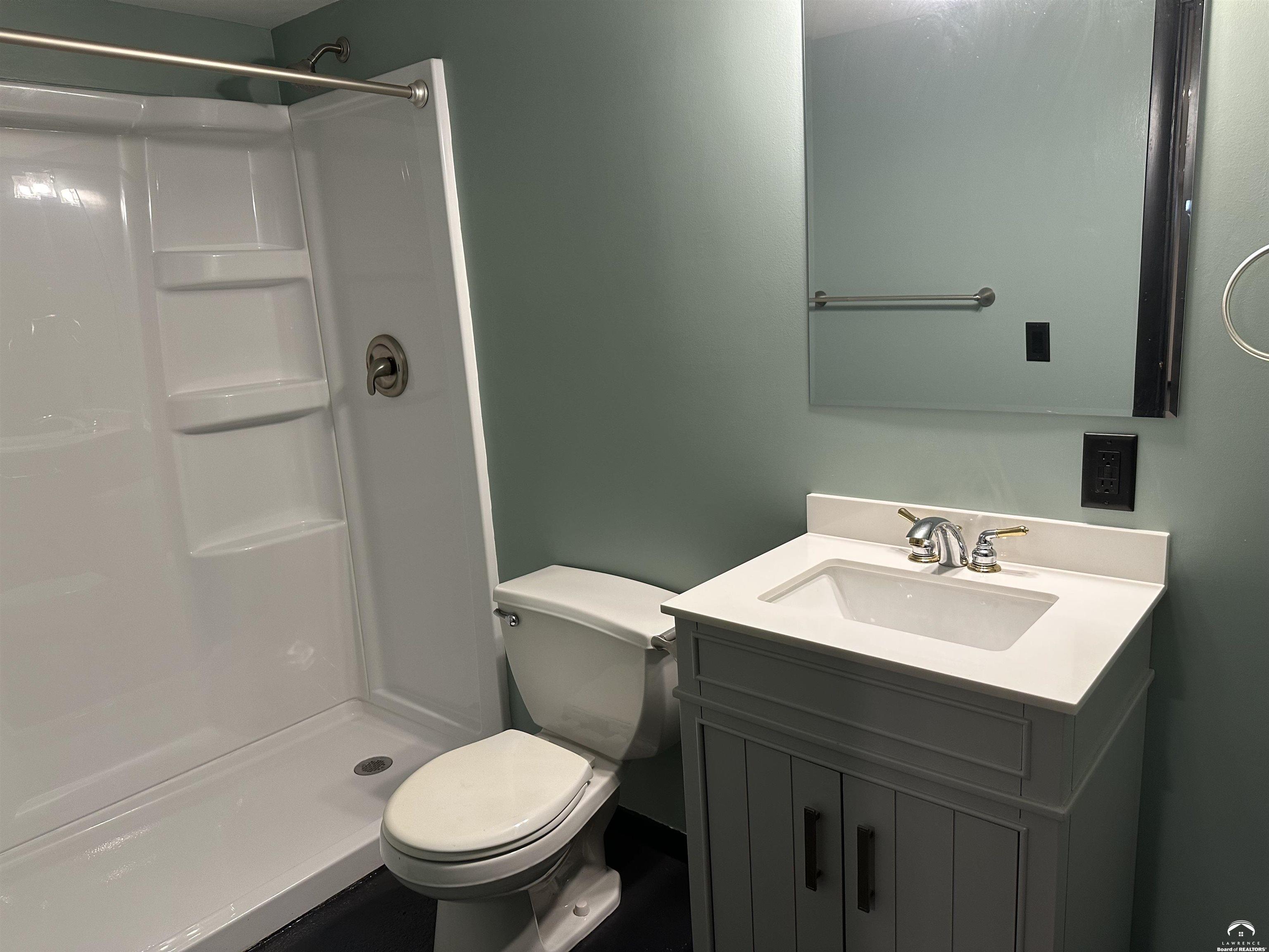 2014 Maple Lane Lawrence, KS 66046 - Photo 18 of 29