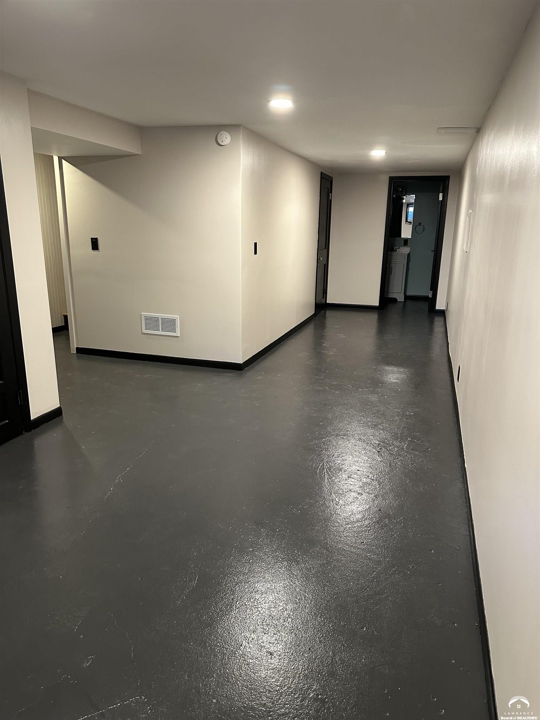 2014 Maple Lane Lawrence, KS 66046 - Photo 22 of 29