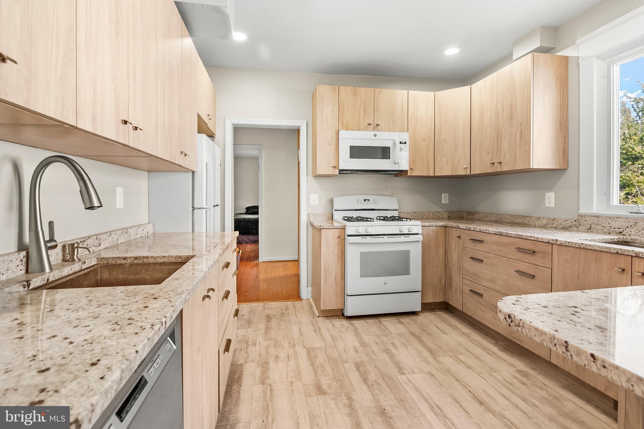 3216 Marnat Road Baltimore, MD 21208 - Photo 12 of 17