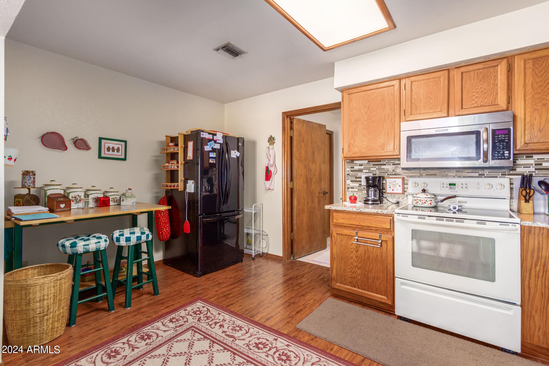 2329 North Recker Road, Unit 7 Mesa, AZ 85215 - Photo 17 of 29 11 - Recker