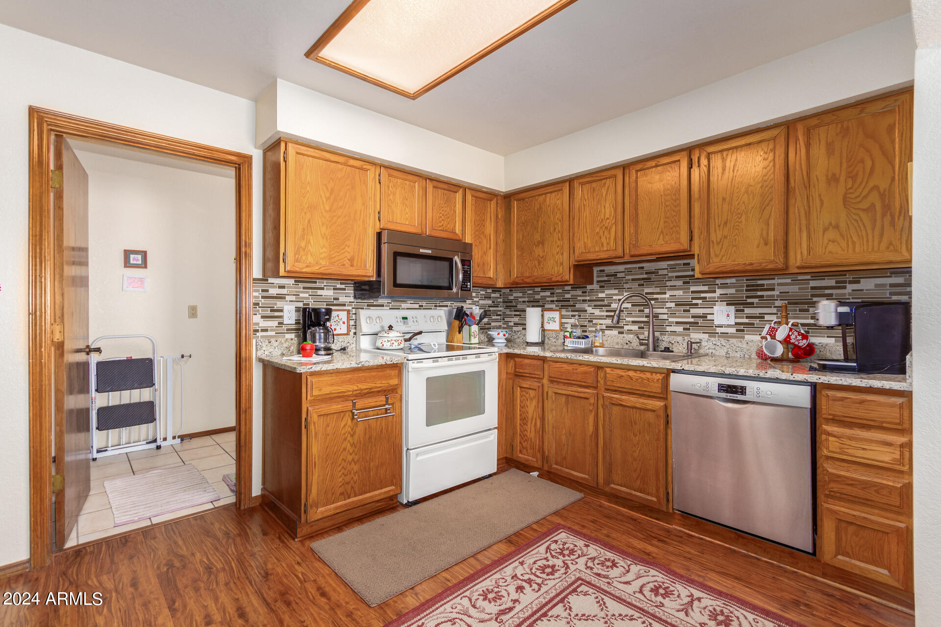 2329 North Recker Road, Unit 7 Mesa, AZ 85215 - Photo 18 of 29 10 - Recker