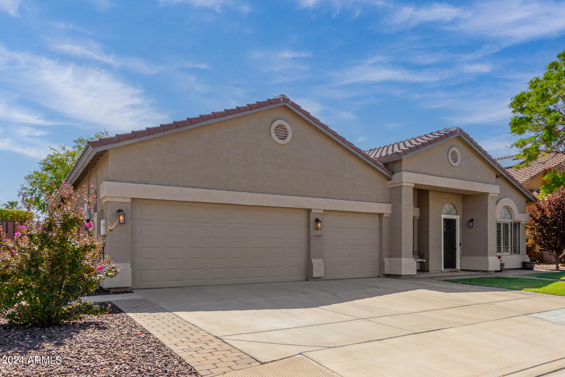 13369 West Rimrock Street Surprise, AZ 85374 - Photo 4 of 46 04 - Rimrock