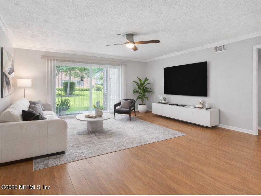 4915 Baymeadows Road, Unit 6A Jacksonville, FL 32217 - Photo 3 of 42 Living room