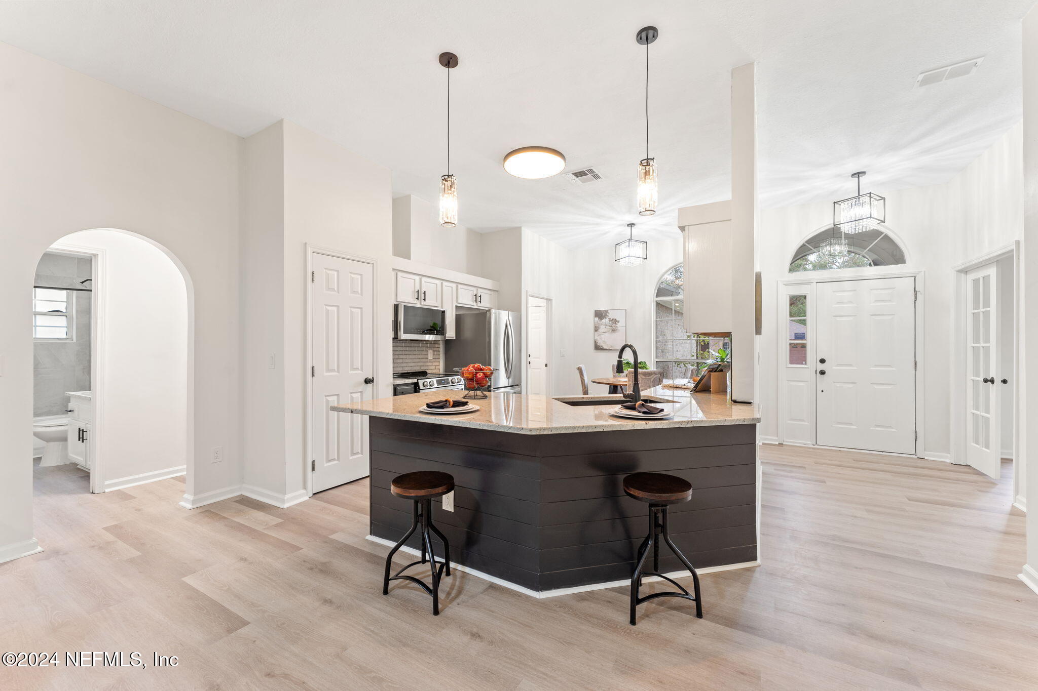 11330 Hartland Road Jacksonville, FL 32218 - Photo 7 of 28 12-web-or-mls-DSC04667