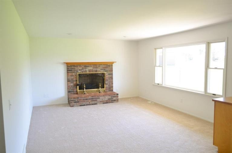2044 Peters Road Ann Arbor, MI 48103 - Photo 4 of 29 Photo 4