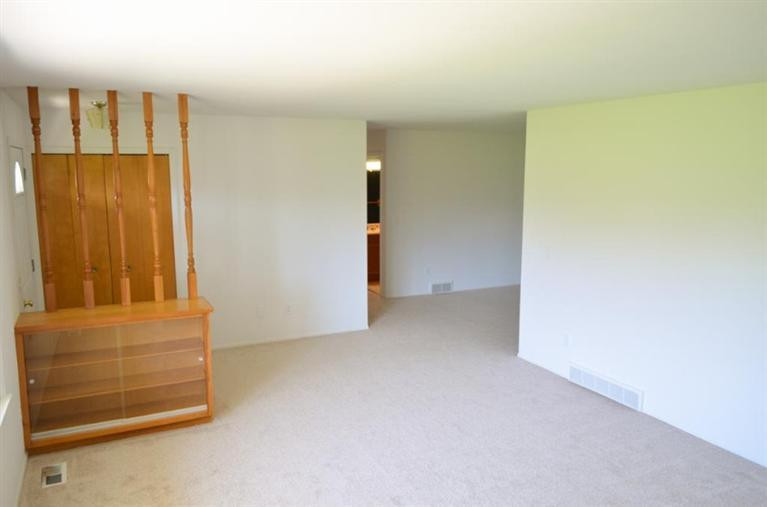 2044 Peters Road Ann Arbor, MI 48103 - Photo 5 of 29 Photo 5