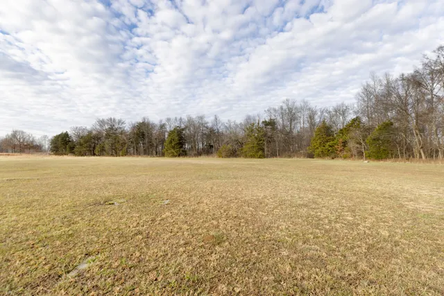 $300,000 | 353 Helton Road, Lewisburg, TN 37091