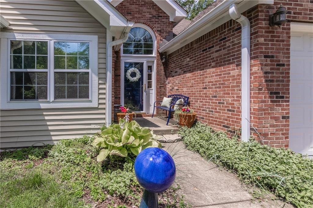 1218 Mitthoeffer Road Indianapolis, IN 46229 - Photo 4 of 27 Gallery Image 4