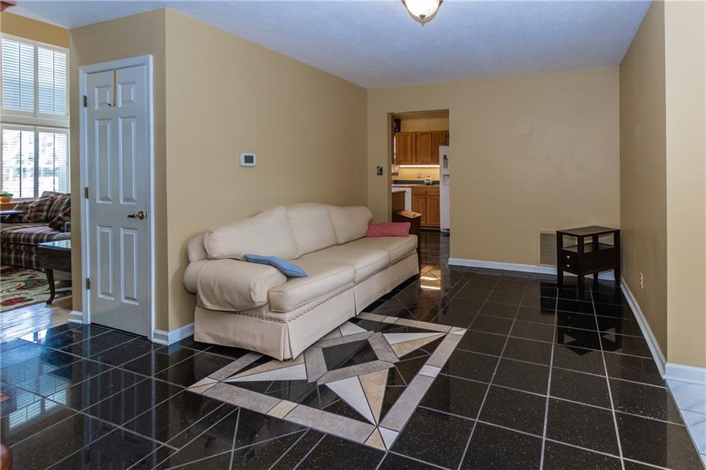 1218 Mitthoeffer Road Indianapolis, IN 46229 - Photo 6 of 27 Gallery Image 6
