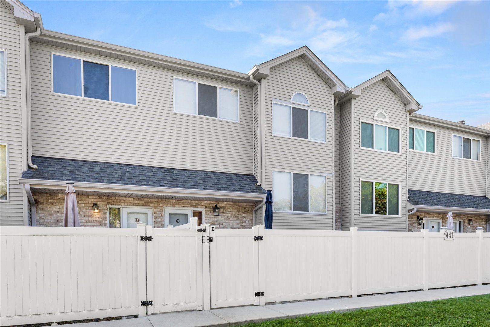 441 Park Ridge Lane, Unit C Aurora, IL 60504 - Photo 2 of 34