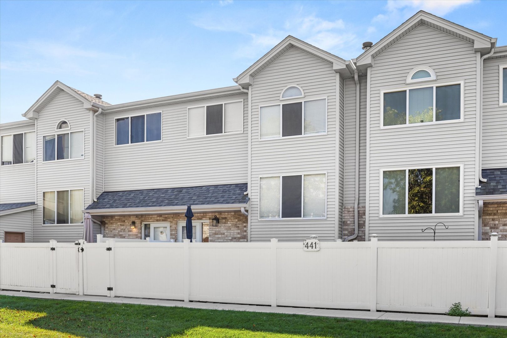 441 Park Ridge Lane, Unit C Aurora, IL 60504 - Photo 3 of 34