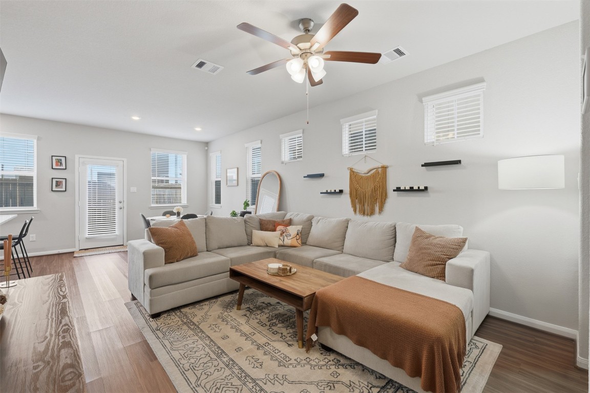 5415 Cuerta Street Houston, TX 77023 - Photo 5 of 25 a living room with furniture and a couch
