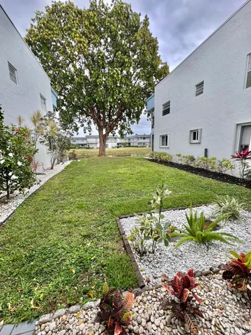 $1,200 | 418 Saxony Way, Delray Beach, FL 33446