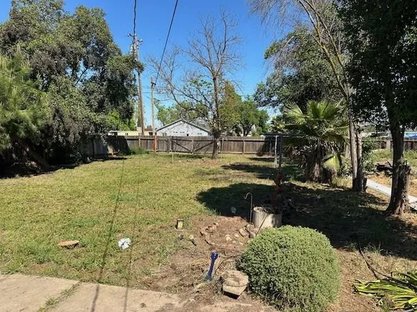 $199,000 | 1725 East 22nd Street, Merced, CA 95340