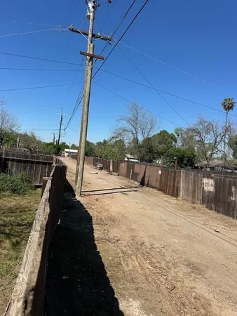 $199,000 | 1725 East 22nd Street, Merced, CA 95340