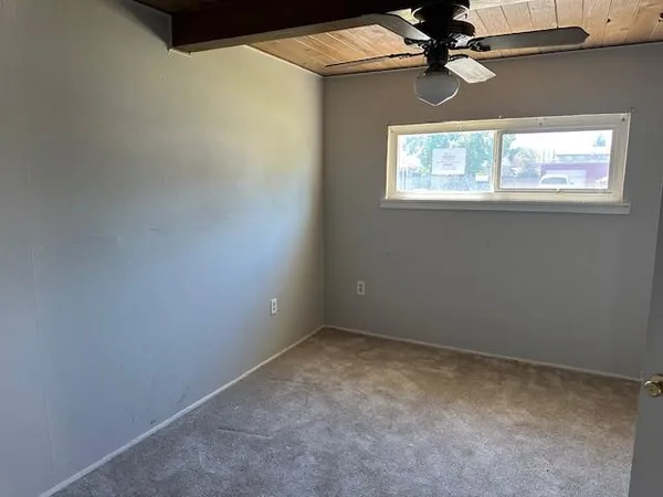 $199,000 | 1725 East 22nd Street, Merced, CA 95340