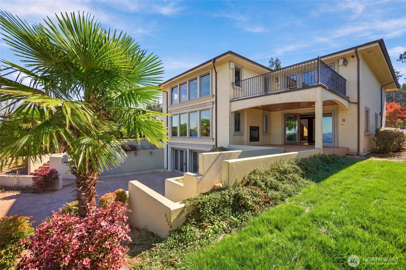 8711 Talbot Road Edmonds, WA 98026 - Photo 31 of 39 Gallery Image 31