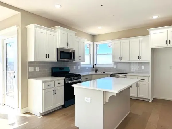 $519,950 | 29509 West 196th Street, Gardner, KS 66030