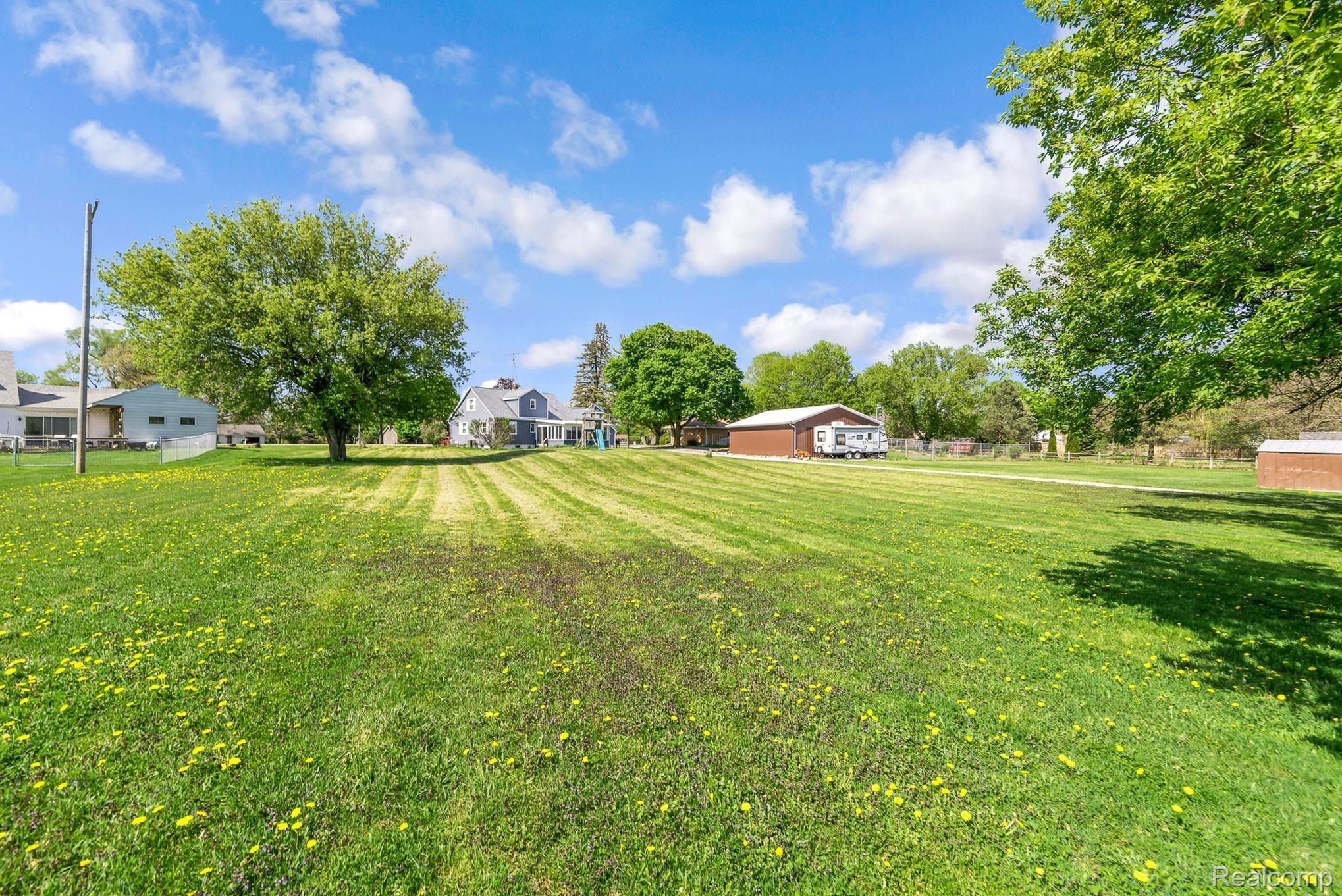 10864 Lansing Road Durand, MI 48429 - Photo 43 of 46 43.jpg