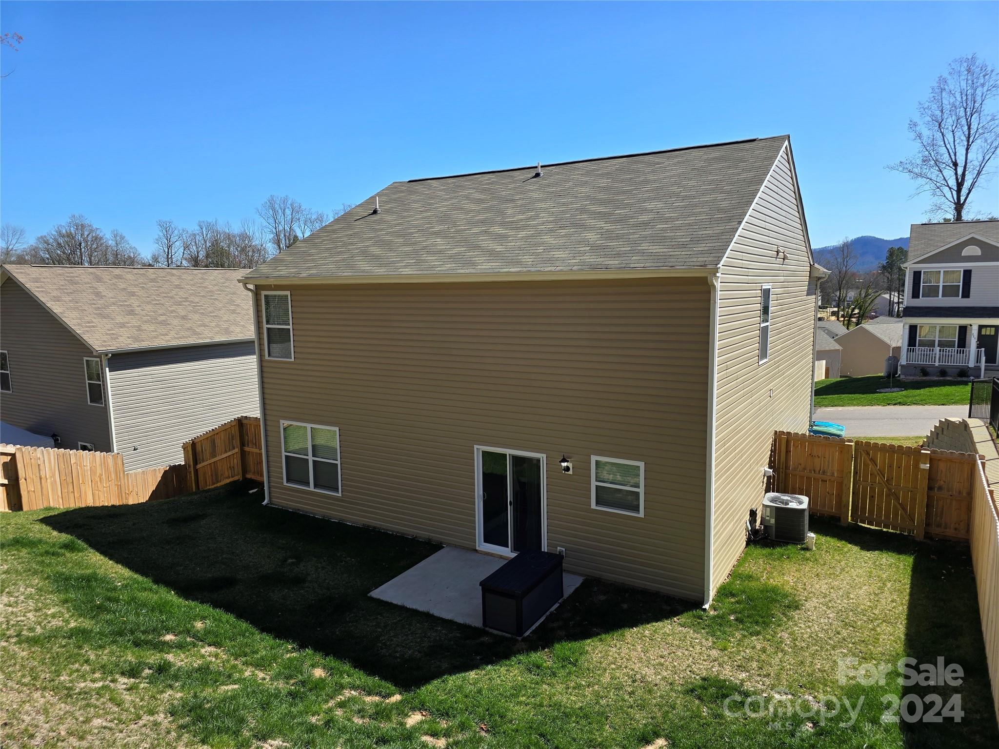 224 Roper Street Candler, NC 28715 - Photo 3 of 20 Gallery Image 3