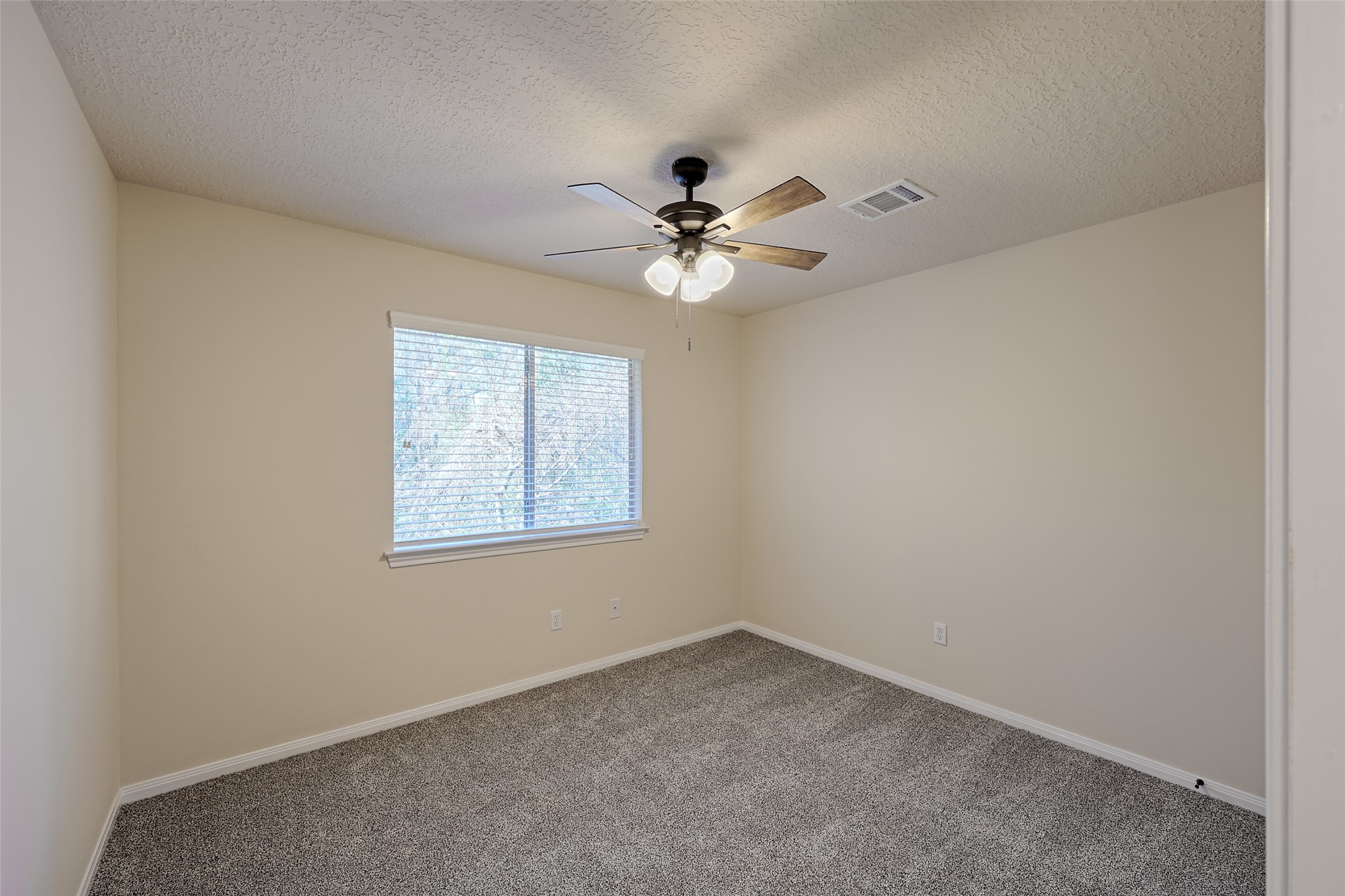 1815 Tickner Street Conroe, TX 77301 - Photo 24 of 36