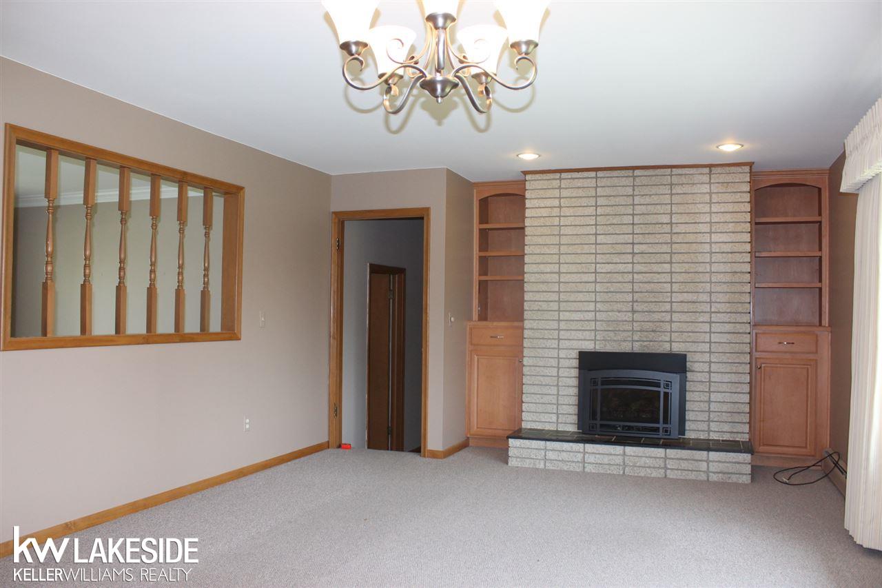 51951 Romeo Plank Road Macomb, MI 48042 - Photo 7 of 30 31286815-6.JPG
