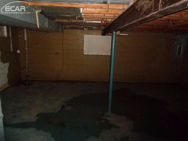 4569 North Seymour Road Flushing, MI 48433 - Photo 11 of 14 21287285-10.JPG
