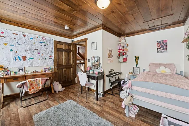 $1,080,000 | 48 Zimran Drive, Rossiter, PA 15772