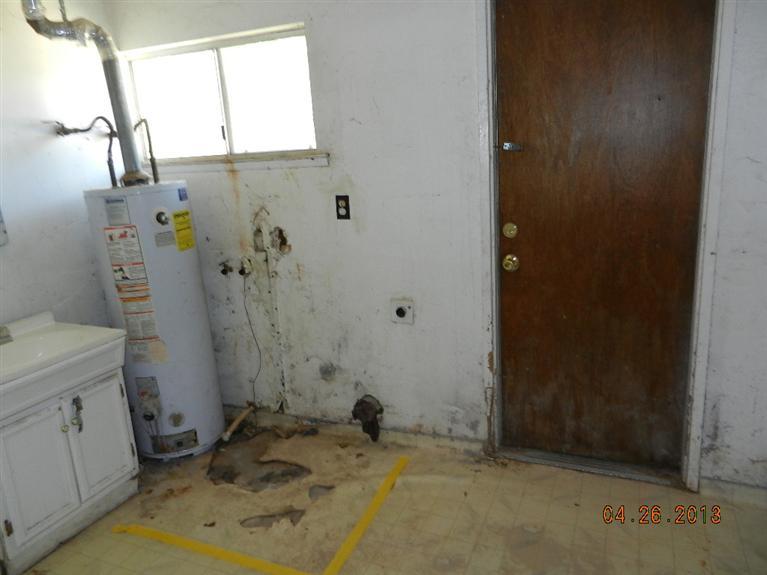 251 North Trinity Avenue Kerman, CA 93630 - Photo 10 of 10