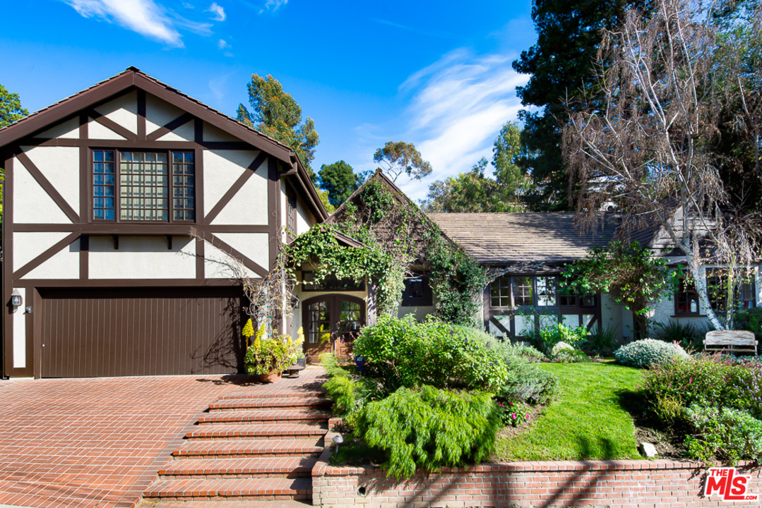 47 Haldeman Road Santa Monica, CA 90402 - Photo 2 of 32 Gallery Image 2