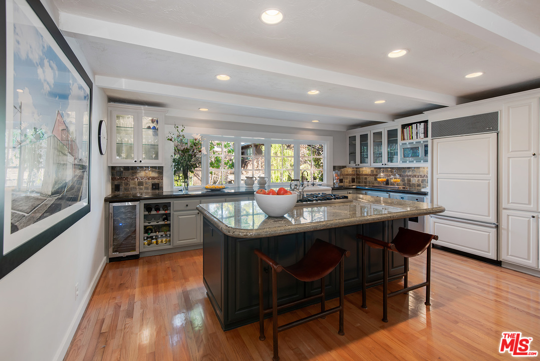 47 Haldeman Road Santa Monica, CA 90402 - Photo 11 of 32 Gallery Image 11