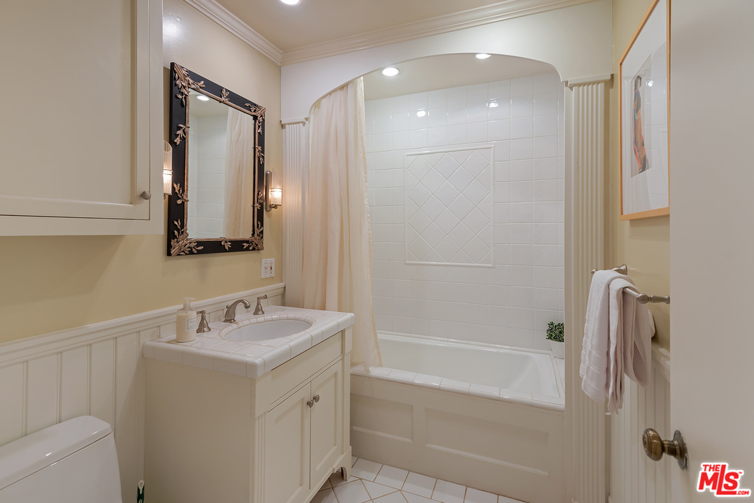 47 Haldeman Road Santa Monica, CA 90402 - Photo 21 of 32 Gallery Image 21