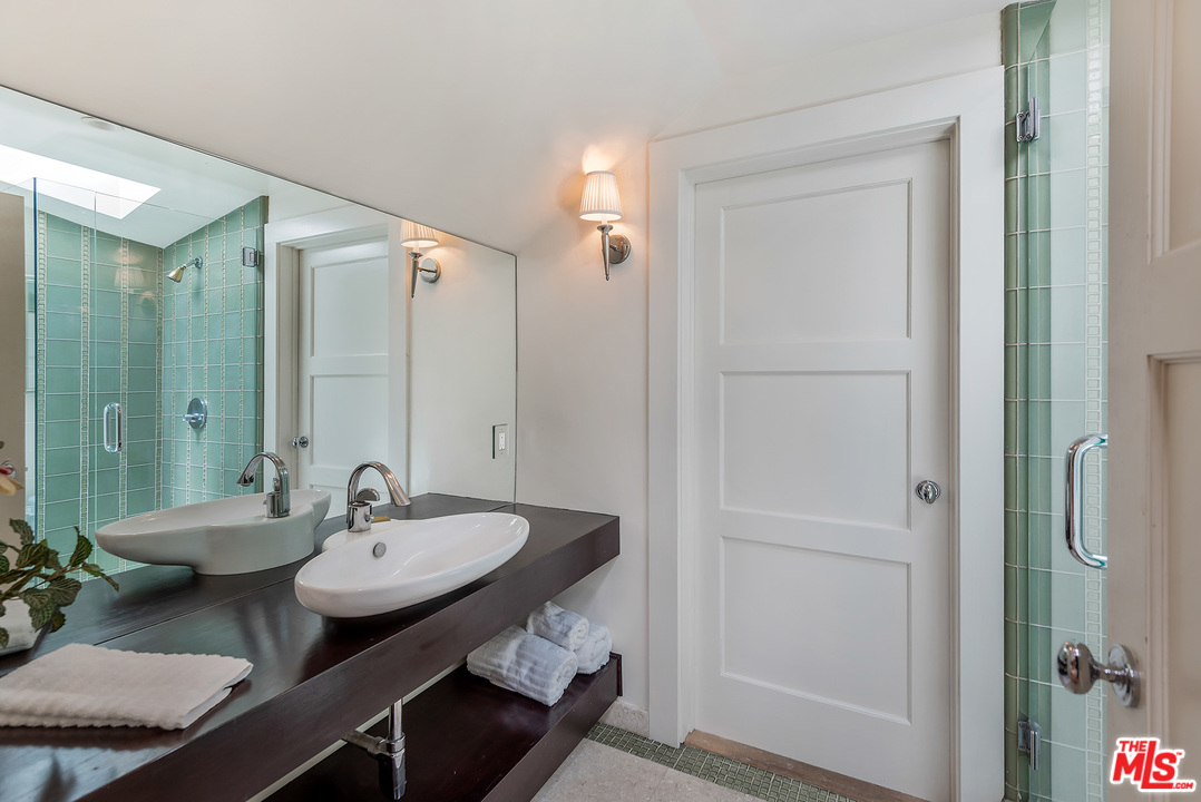47 Haldeman Road Santa Monica, CA 90402 - Photo 25 of 32 Gallery Image 25
