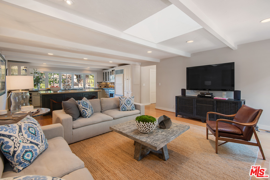47 Haldeman Road Santa Monica, CA 90402 - Photo 8 of 32 Gallery Image 8