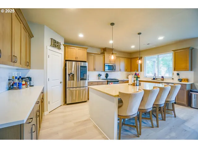 $599,900 | 10409 Northeast 63rd Street, Vancouver, WA 98662