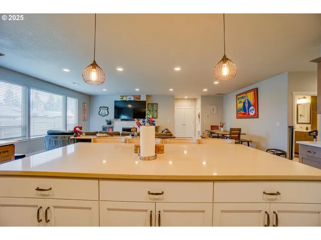 $599,900 | 10409 Northeast 63rd Street, Vancouver, WA 98662