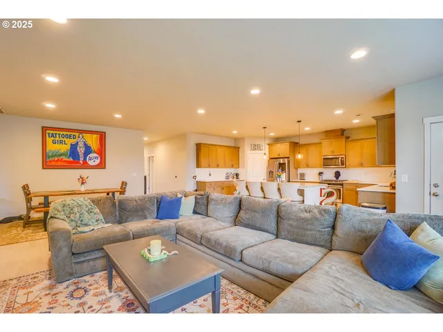 $599,900 | 10409 Northeast 63rd Street, Vancouver, WA 98662