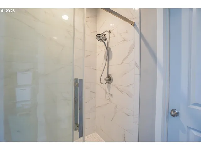 $599,900 | 10409 Northeast 63rd Street, Vancouver, WA 98662