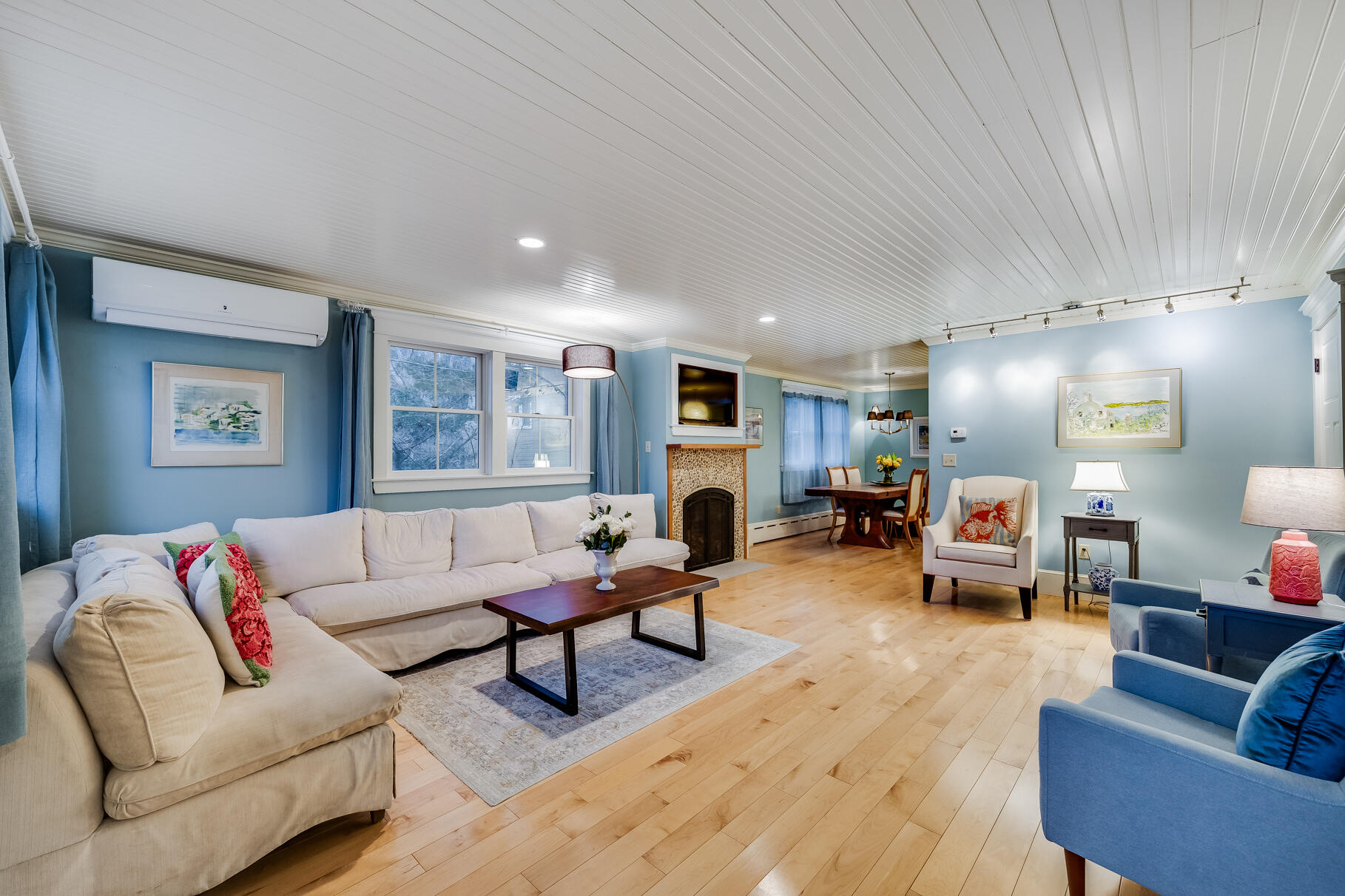 117 Gardiner Road Woods Hole, MA 02543 - Photo 4 of 81 a living room with furniture and a wooden floor
