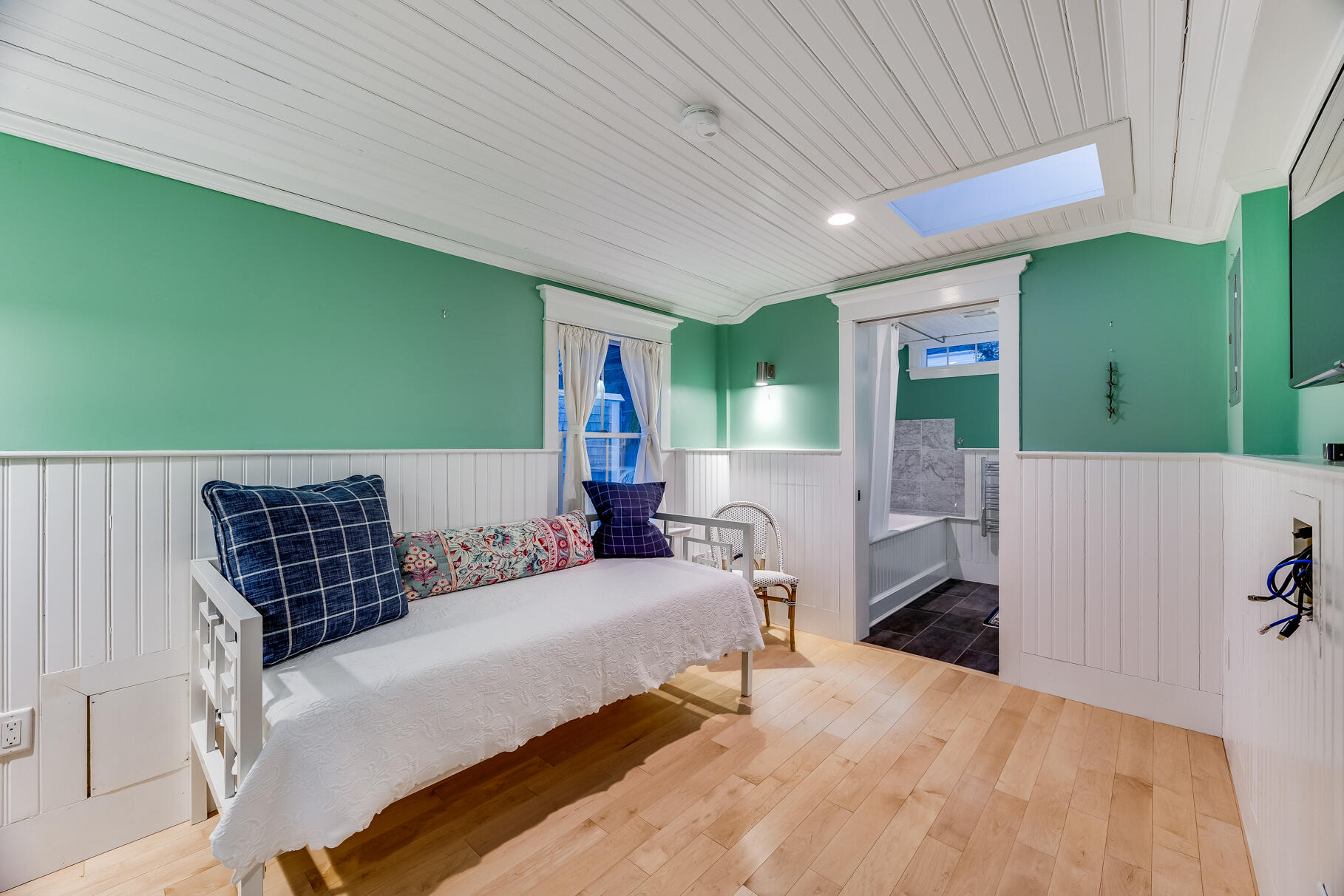 117 Gardiner Road Woods Hole, MA 02543 - Photo 41 of 81 a bedroom with a bed and furniture