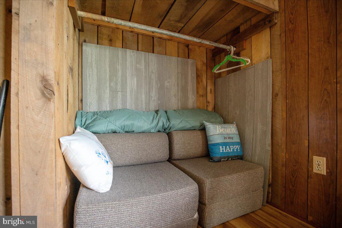 4189 Hance Road Port Republic, MD 20676 - Photo 16 of 27 top cabin