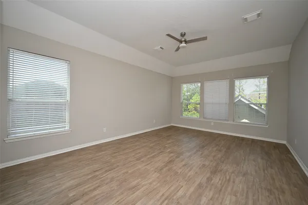 $379,900 | 1502 Beaconshire, Houston, TX 77077