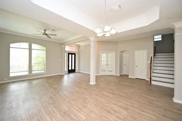 $379,900 | 1502 Beaconshire, Houston, TX 77077