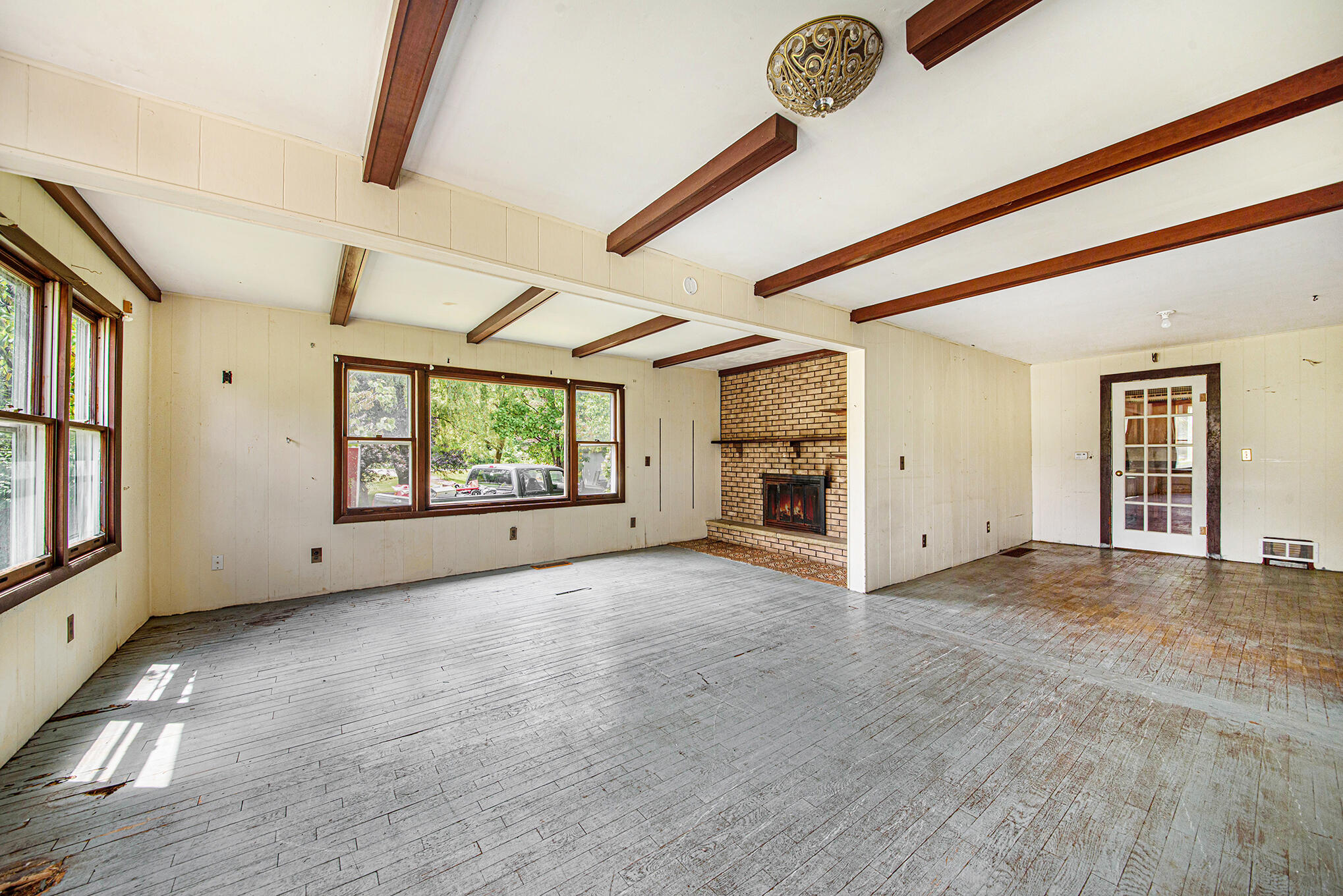 6940 Parmalee Road Middleville, MI 49333 - Photo 6 of 21 _DSC2085
